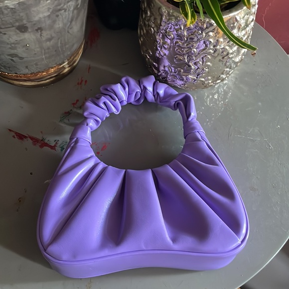 JW PEI purse in lavender - Picture 3 of 3